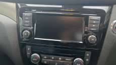 Nissan Qashqai 1.3 DiG-T 160 Tekna 5dr Petrol Hatchback